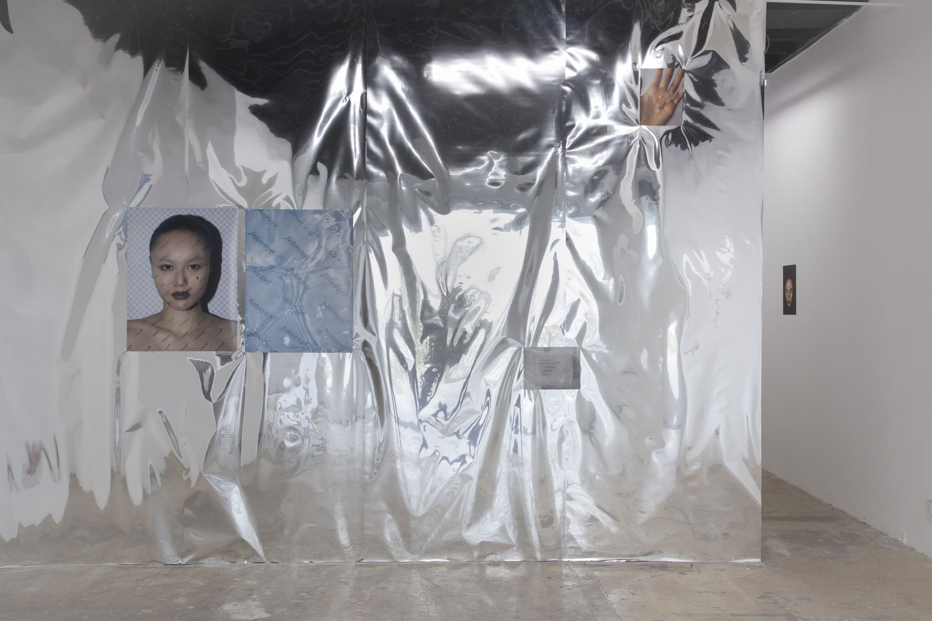 Installation View, MY(TEMPORARY)SELF